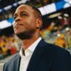 kompensasi patrick kluivert