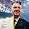 louis van gaal latih timnas indonesia