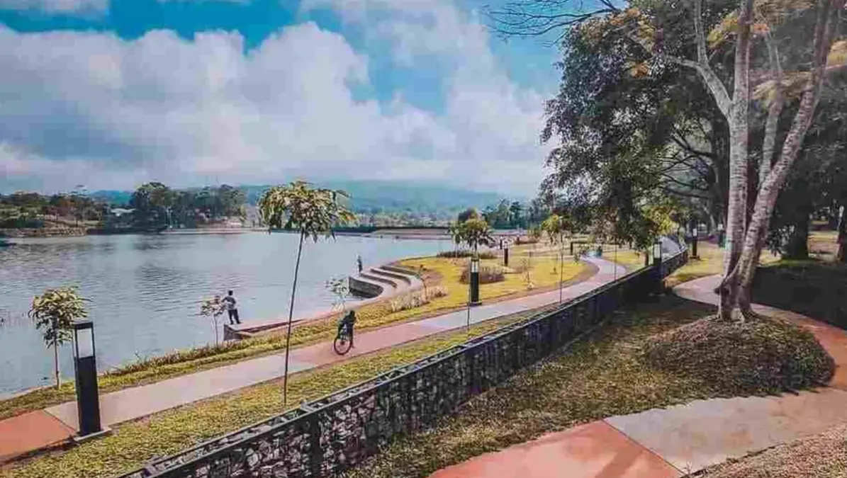 Wisata Waduk Darma Kuningan, Pesona Alam dan Ketentraman di Tengah Hijaunya Pegunungan wisata waduk darma kuningan