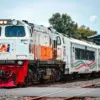 Kereta Api KAI Melanju