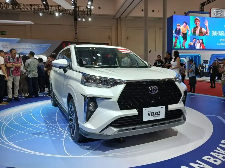 Toyota Veloz Hybrid